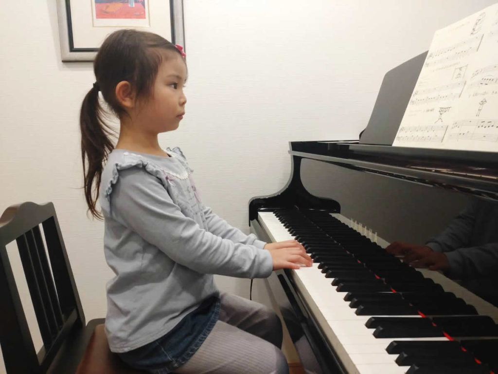 板橋区　アマービレ音楽教室　東武練馬 駅徒歩6分　ピアノ教室　声楽レッスン